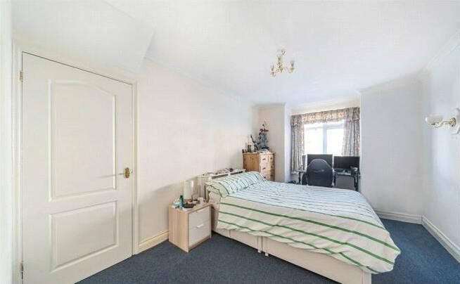Property photo 2 of 10 Bedroom.Jpg