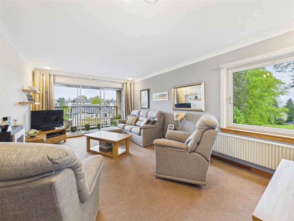 Property photo 1 of 16 Cam03924G0-Pr0042-Still016.Jpg