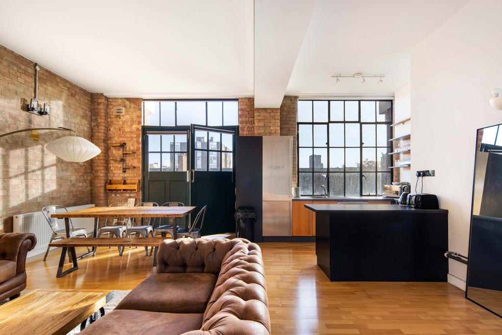 Property photo 3 of 15 Picture No. 08