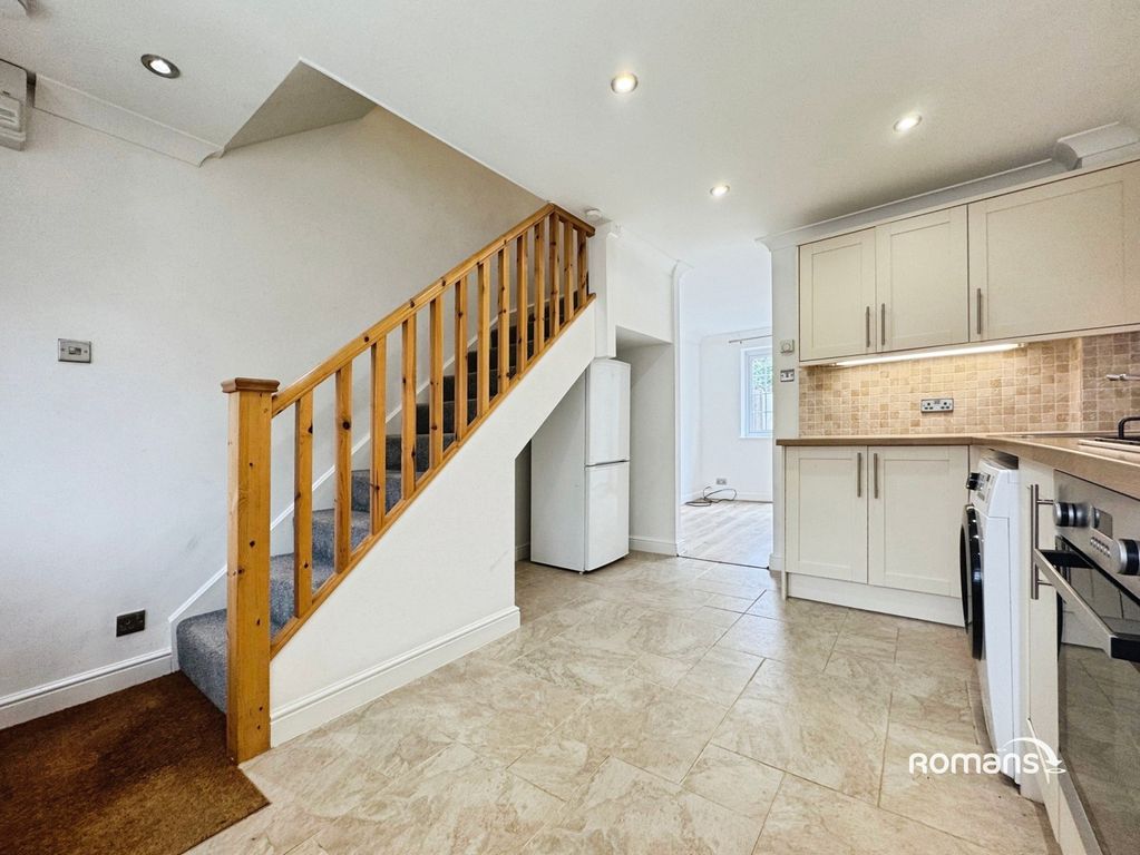 Property photo 3 of 11 Pbox-Img.Jpg