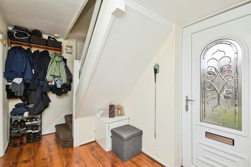 Property photo 3 of 17