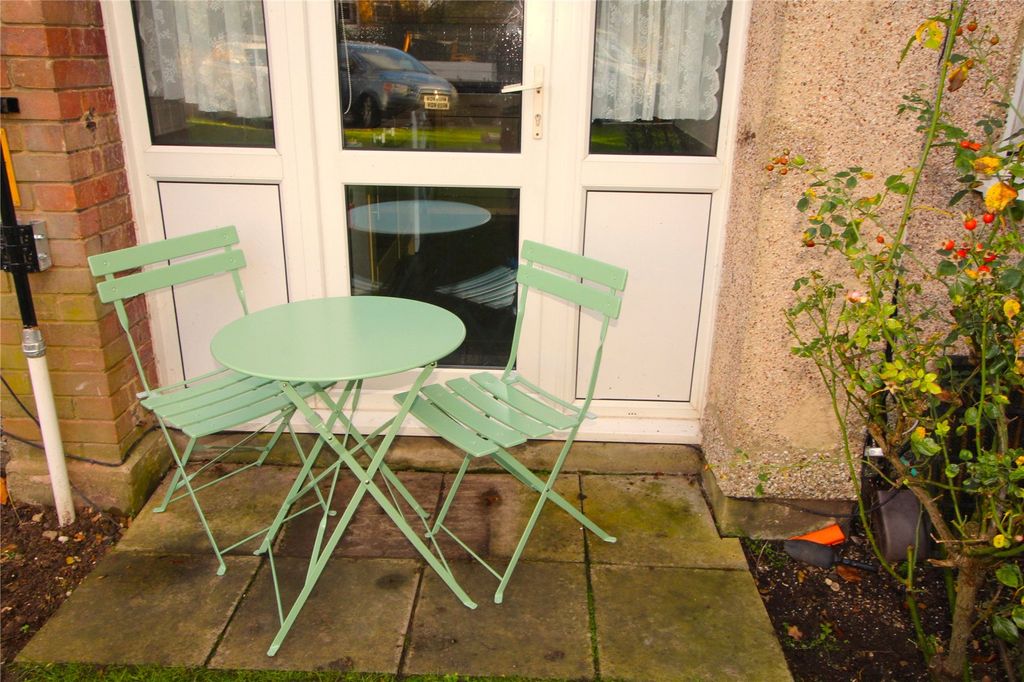 Property photo 2 of 10 Picture No. 13