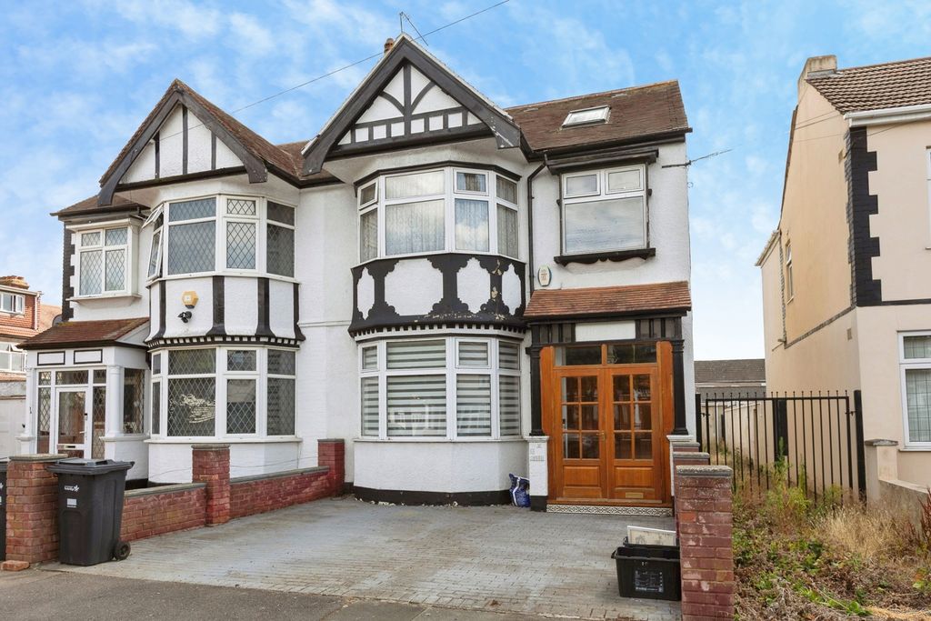 Property photo 1 of 38 Pbox-Img.Jpg