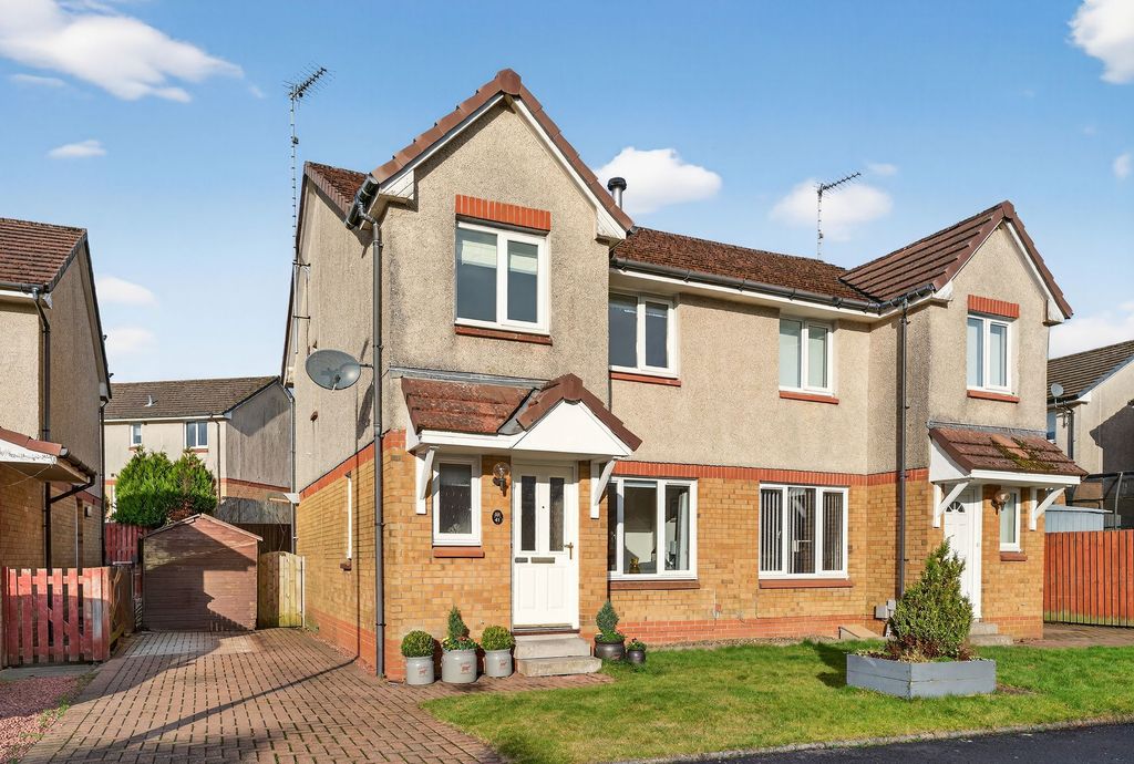 Property photo 1 of 25