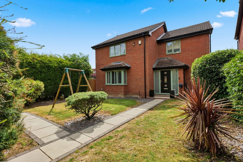 Property photo 1 of 35