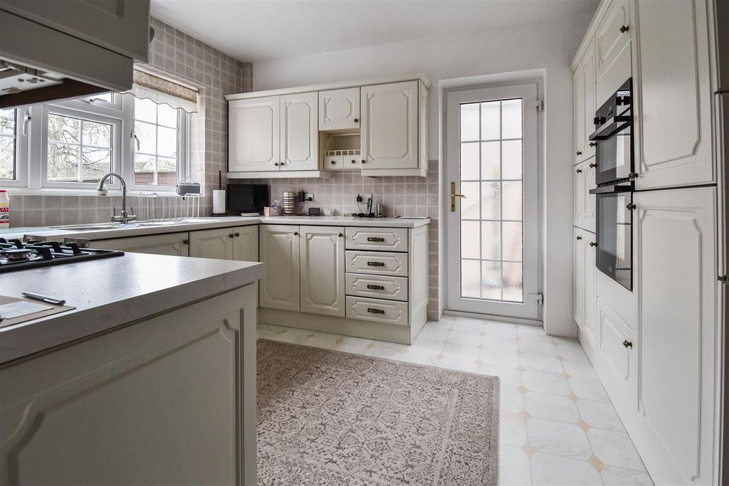 Property photo 2 of 30 Dsc_0232.Jpg