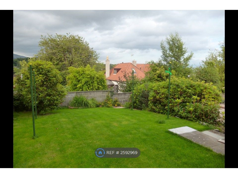 Property photo 2 of 8 Rear Garden