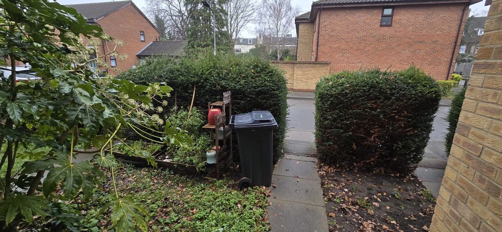 Property photo 3 of 8