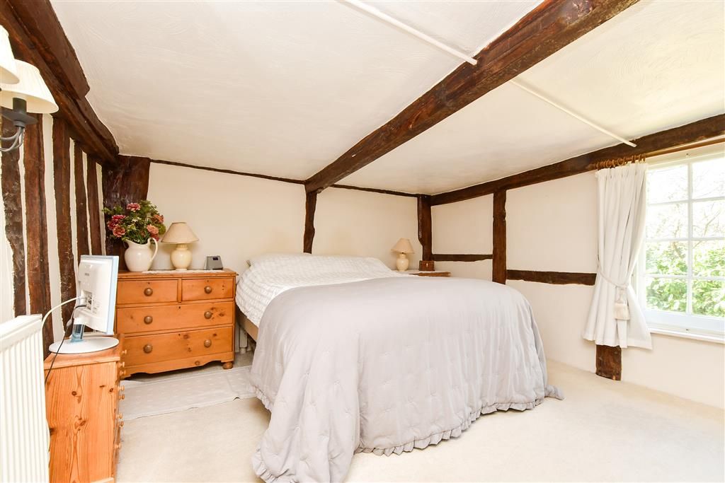 Property photo 1 of 17 Bedroom 1