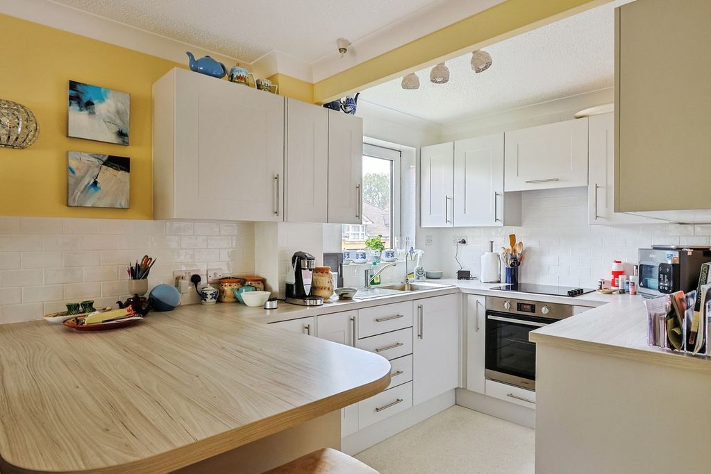 Property photo 3 of 18 Photo