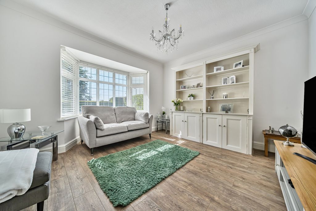 Property photo 2 of 38 Reception