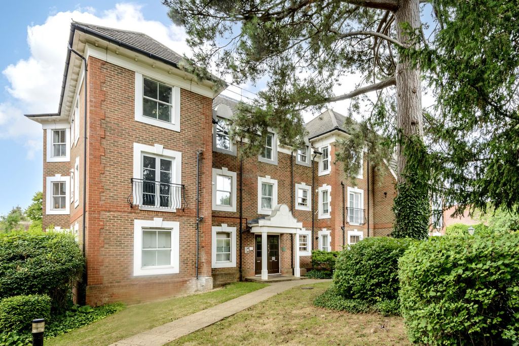 Property photo 1 of 14