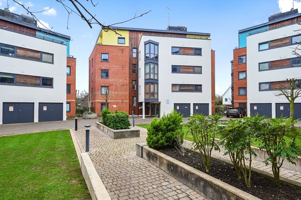 Property photo 1 of 9 Picture 1