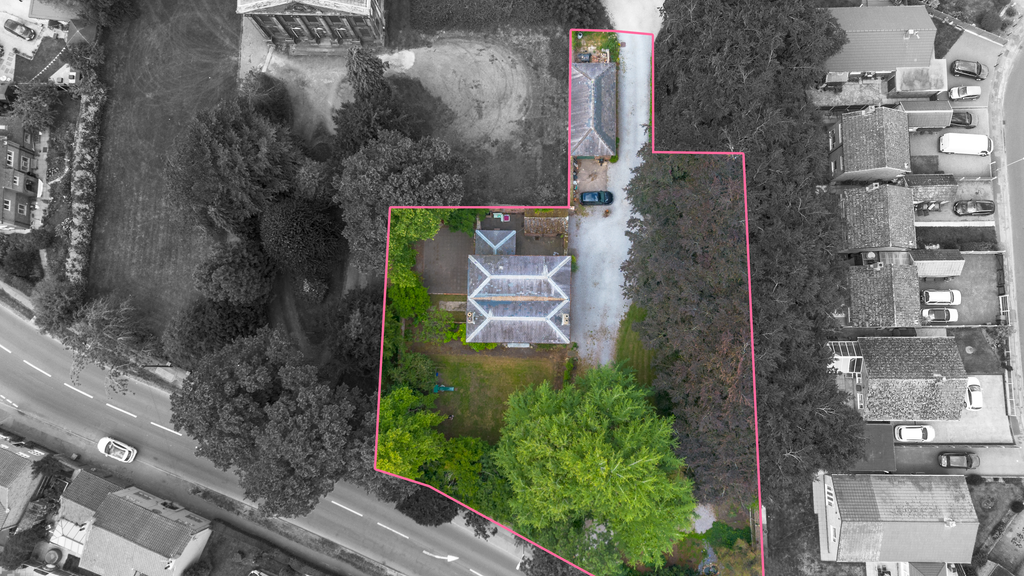 Property photo 2 of 42 Dji0110