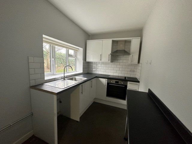 Property photo 3 of 5 5