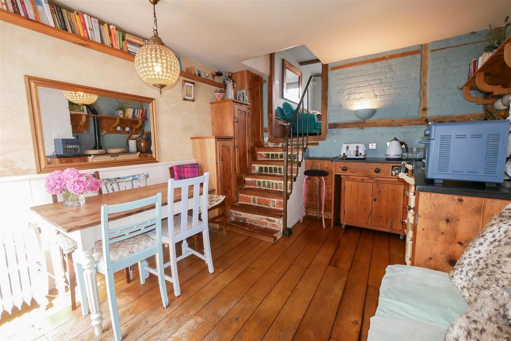 Property photo 3 of 15 Kitchen/Breakfast Room