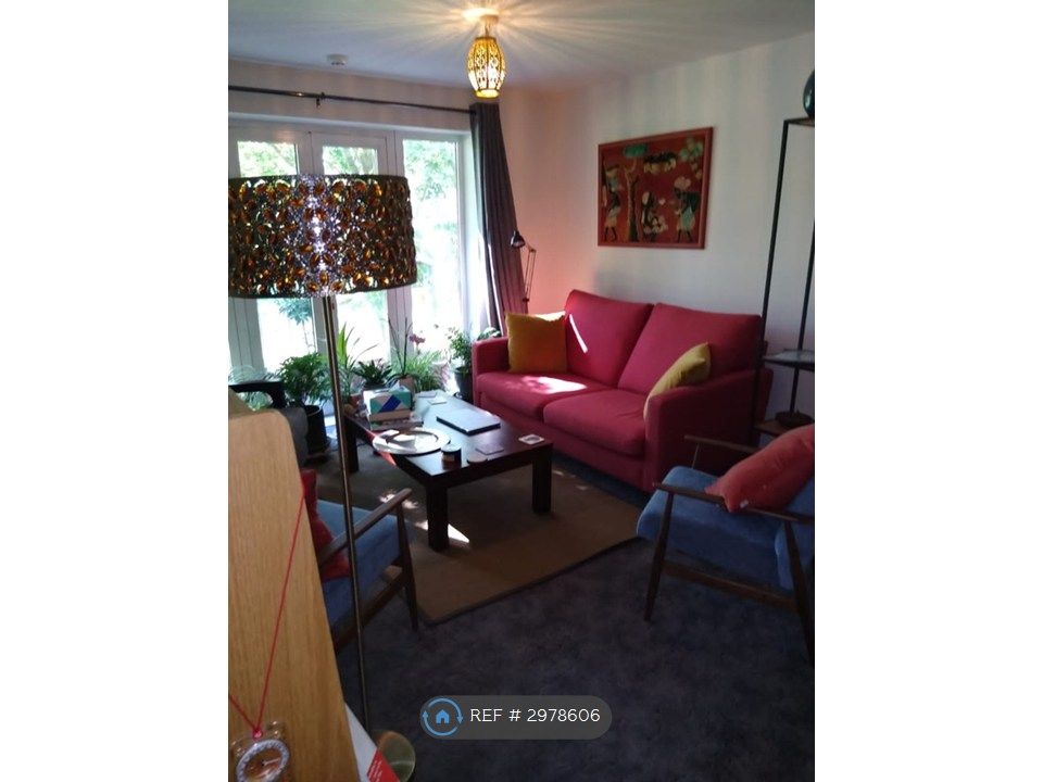 Property photo 2 of 10 Living Room_2