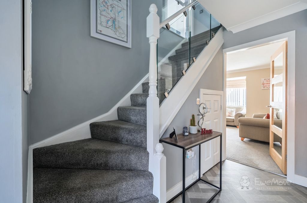 Property photo 2 of 18 2