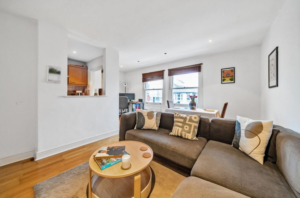 Property photo 1 of 11 Picture No. 04