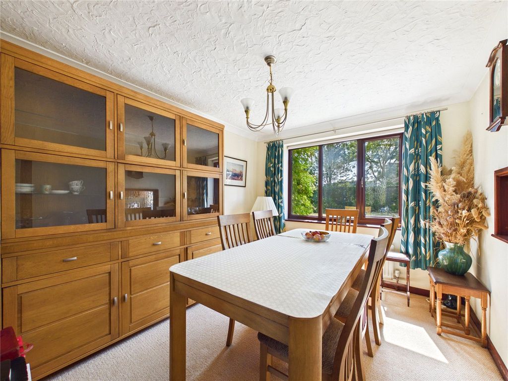 Property photo 3 of 16 Picture No. 24