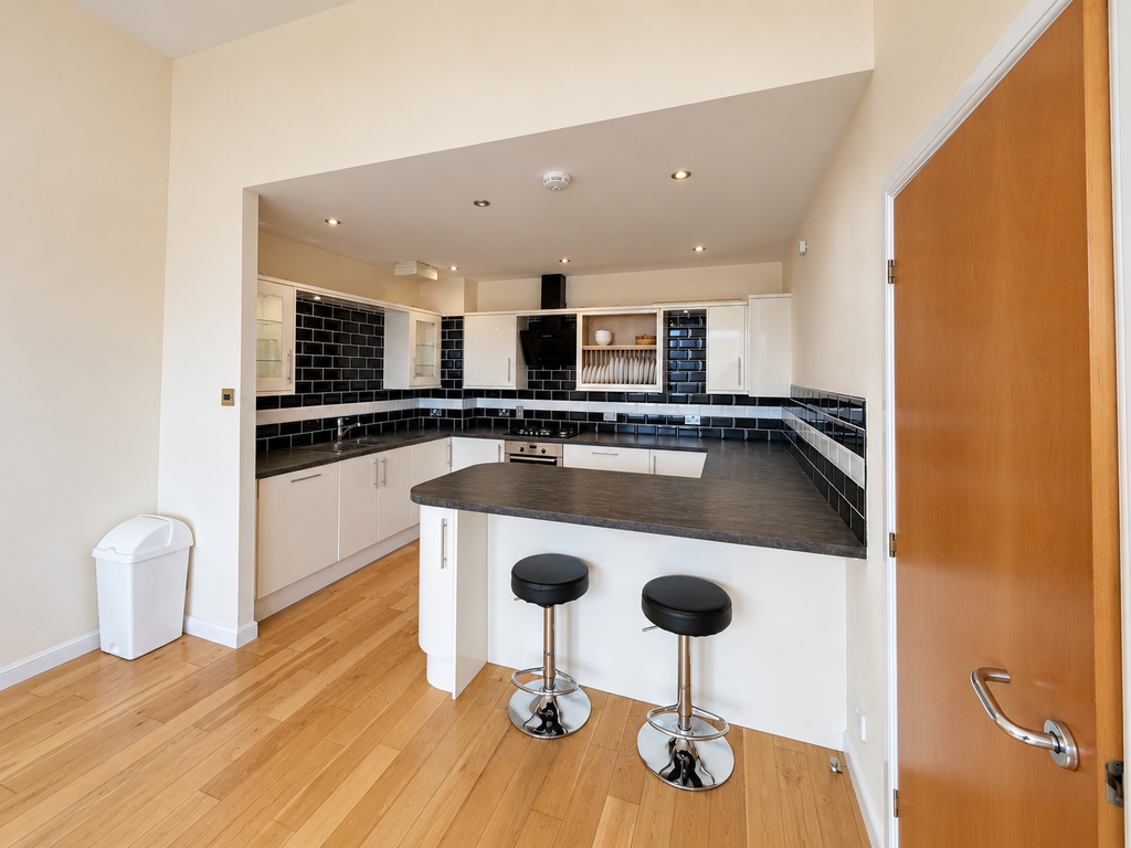 Property photo 2 of 13 2