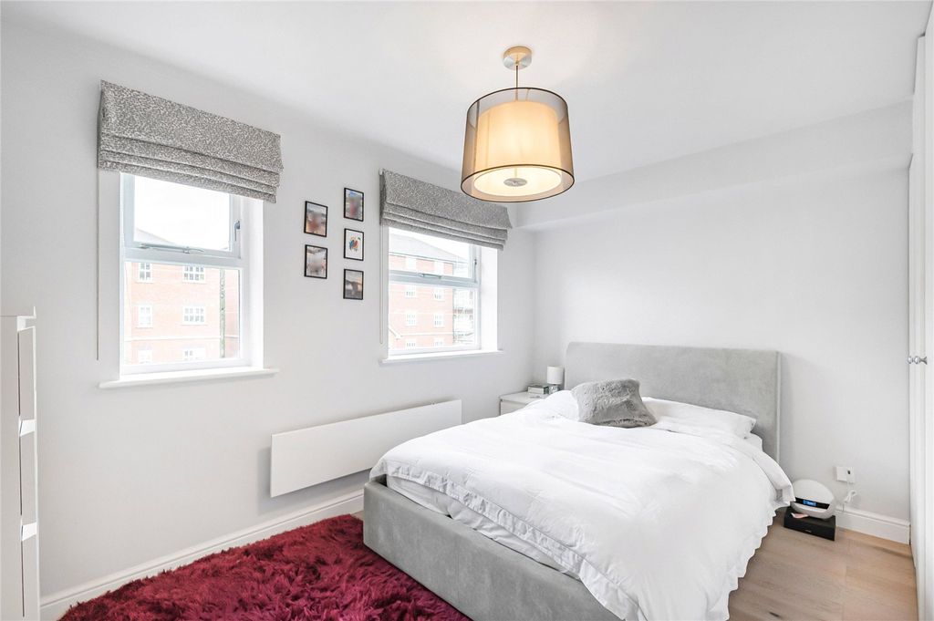 Property photo 3 of 9 Picture No. 32