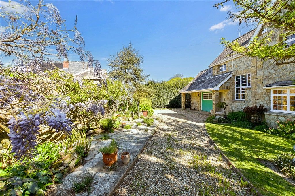 Property photo 3 of 19 External Lifestyle Photograph