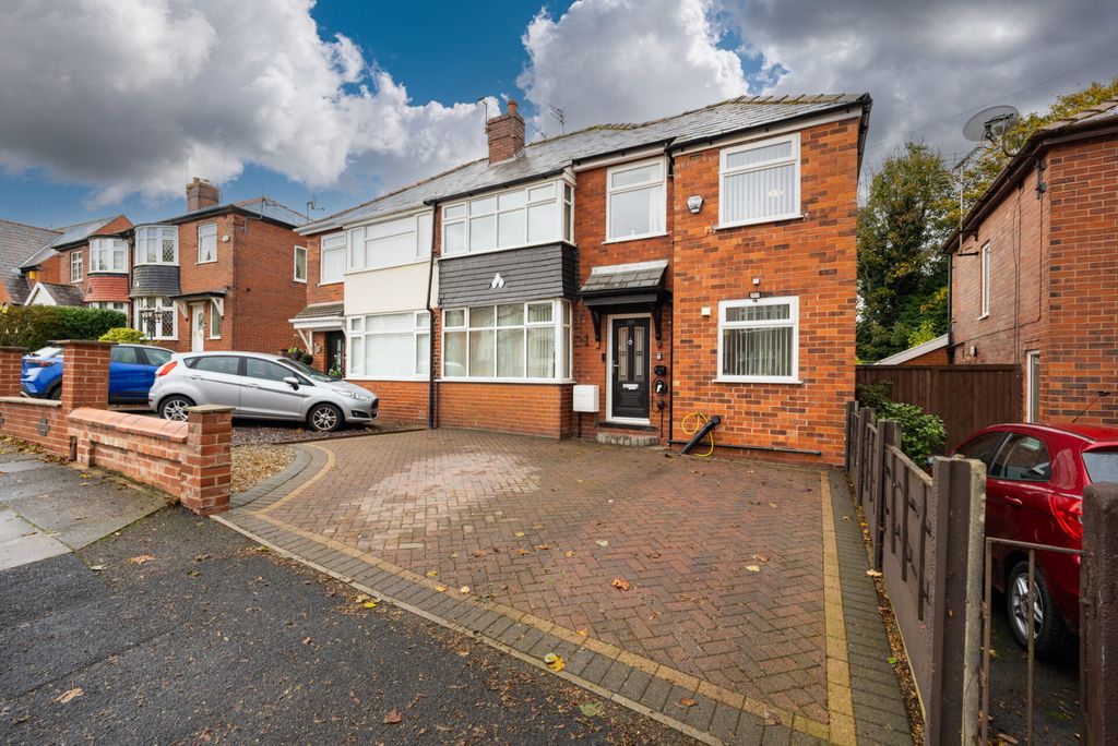 Property photo 1 of 25 Butterstile Lane, Prestwich, M25 Draft