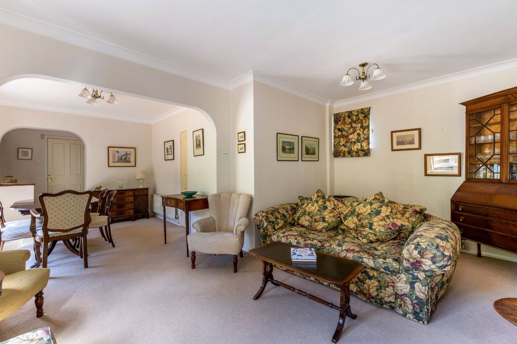 Property photo 3 of 13 Drawing Room