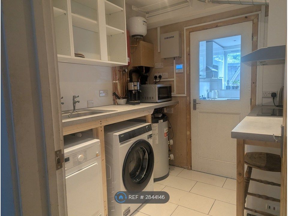 Property photo 3 of 6 Lodgers Utility Room