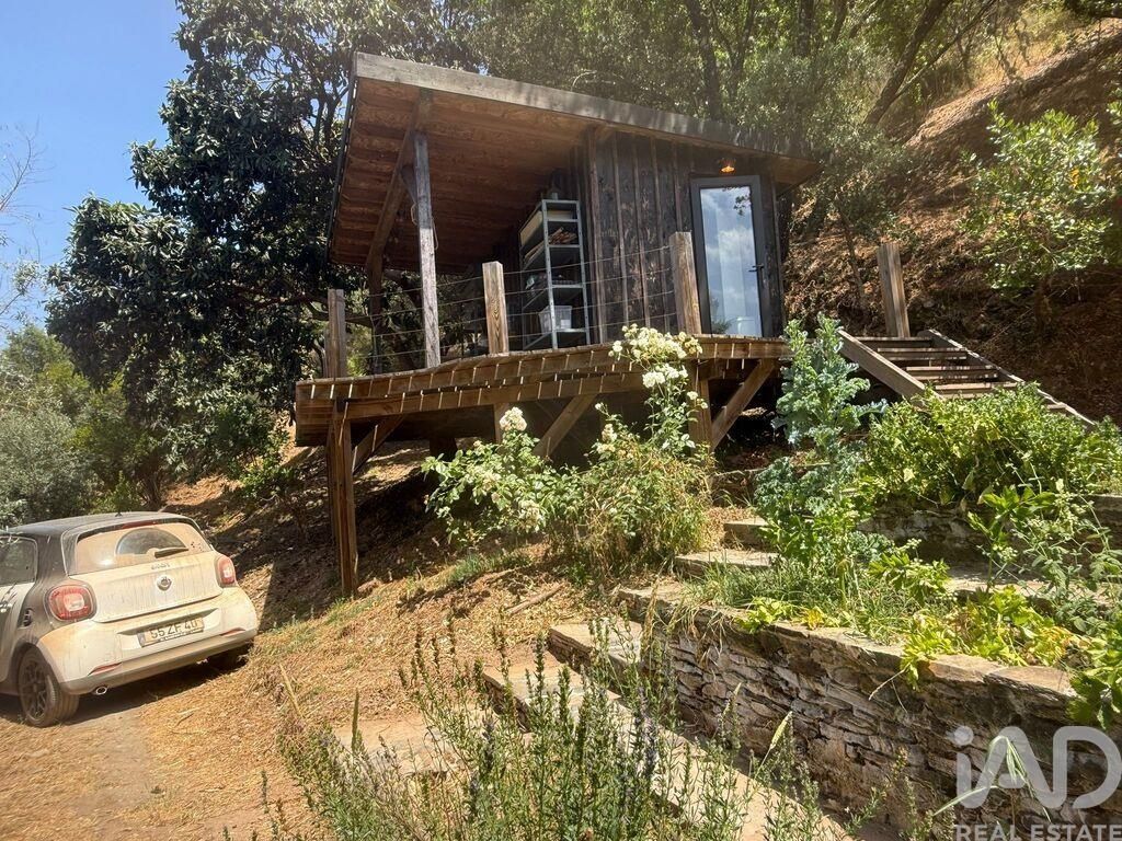 Property photo 2 of 33