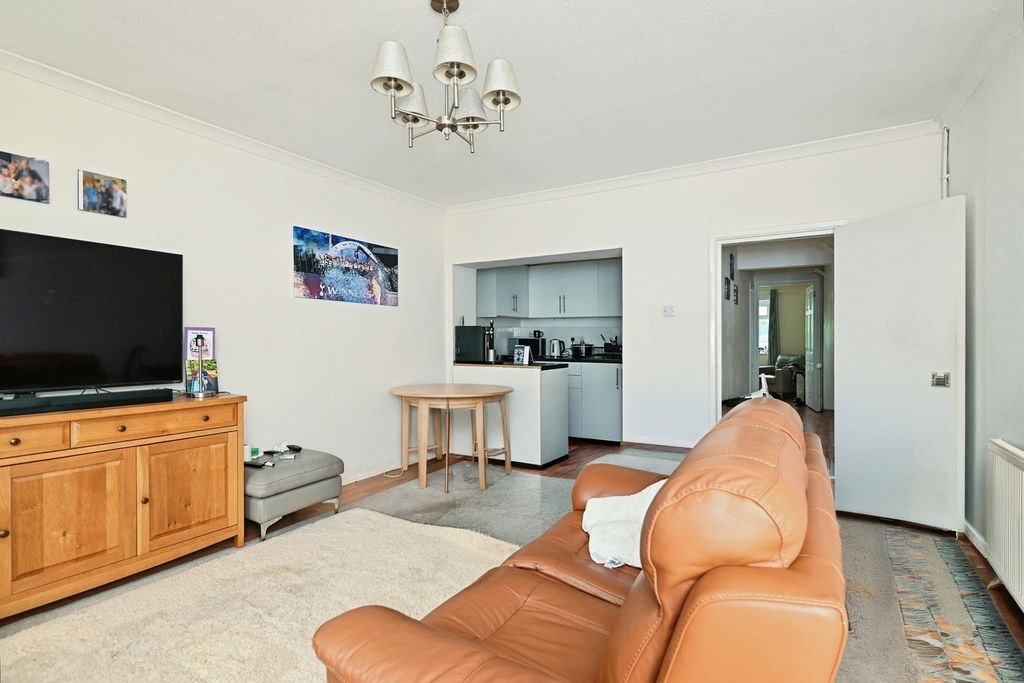 Property photo 2 of 9 Pbox-Img.Jpg