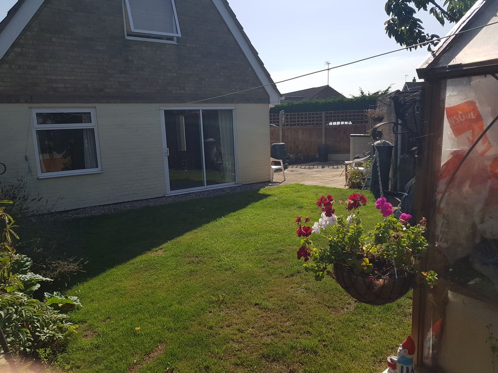 Property photo 2 of 13