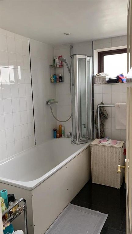 Property photo 2 of 11 Original-CC31F887-899E-4Eae-A502-39Bbef122D14.Jpeg