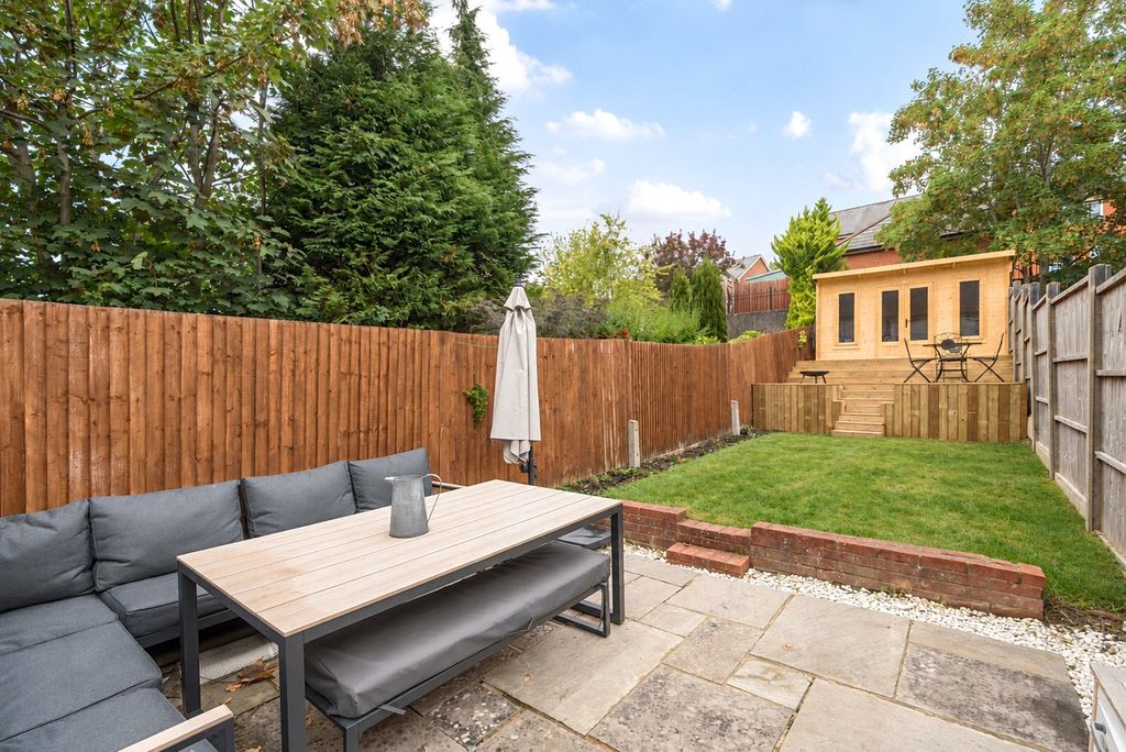 Property photo 2 of 13 Picture No. 25