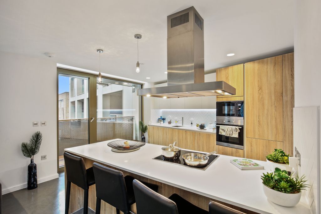 Property photo 2 of 8 Flat C01.01 Sidworth Street, E8 3Sd . Reception . View 1. 3.Jpg