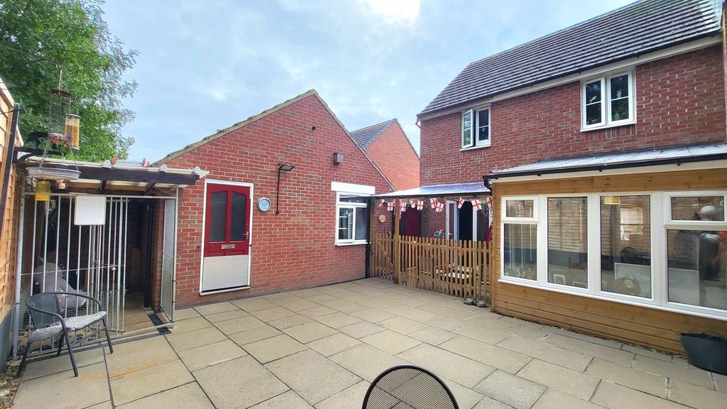 Property photo 2 of 24