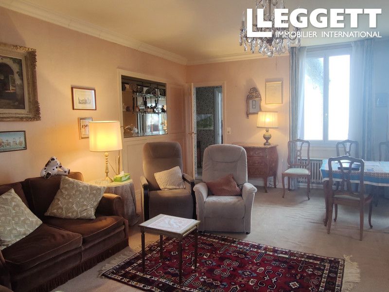 Property photo 3 of 10