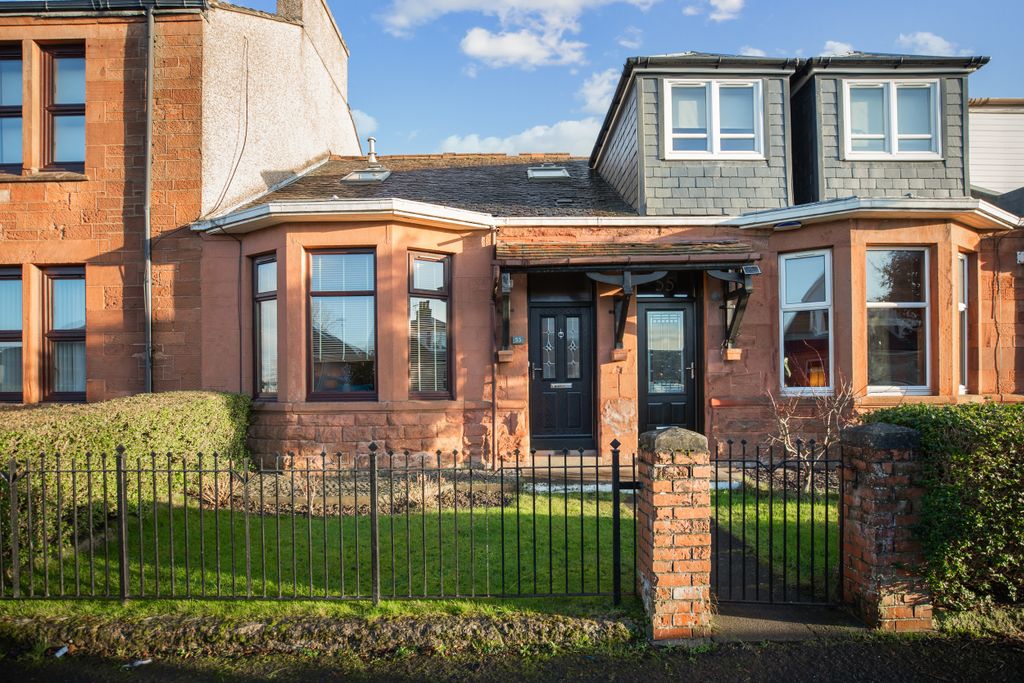 Property photo 1 of 16 External