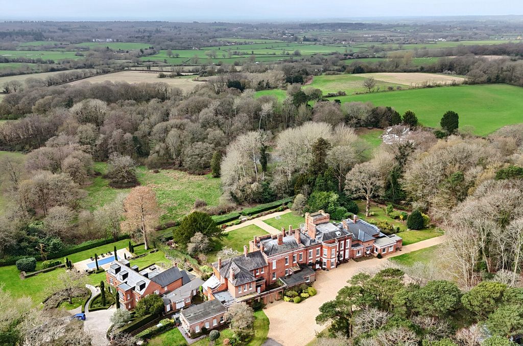 Property photo 1 of 31 11-69B9875A3d3Db-...