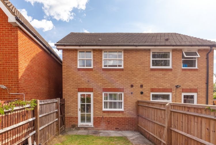 Property photo 2 of 9 335230