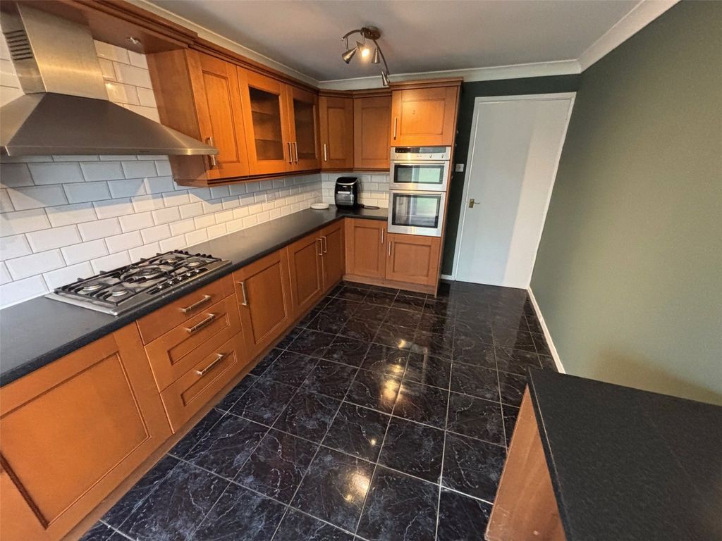 Property photo 2 of 9 Picture No. 09