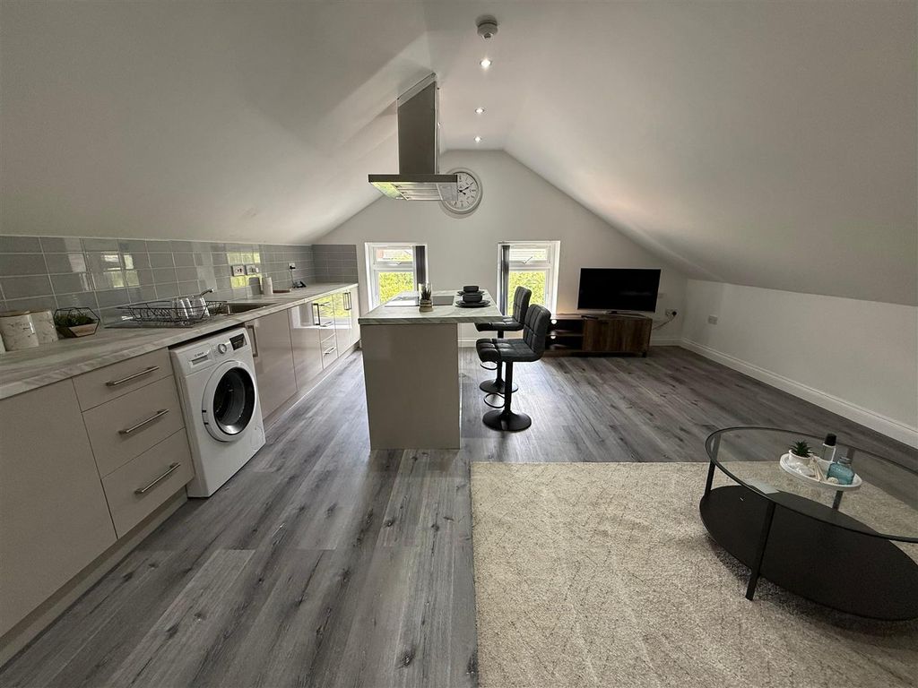 Property photo 3 of 11 Living Room (1).Jpg