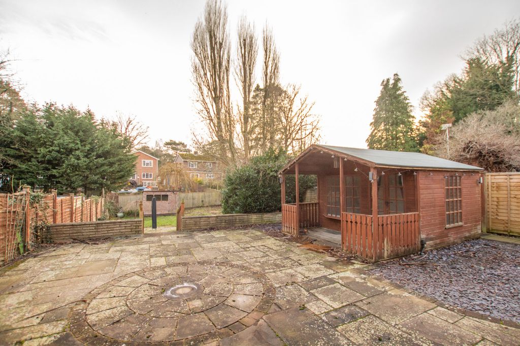 Property photo 2 of 12 Picture No. 38