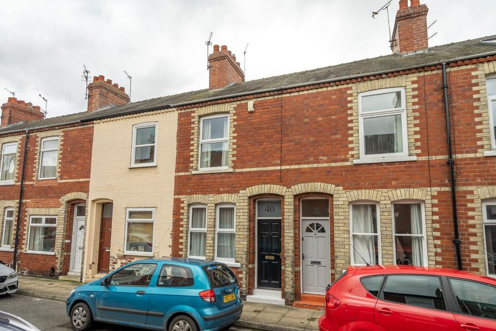 Property photo 1 of 11 40 Curzon Terrace External 1.Jpg