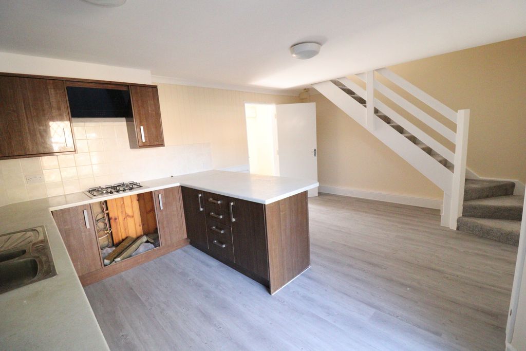 Property photo 3 of 18 Picture No. 31