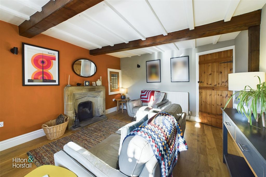Property photo 3 of 19 Gisburn Road