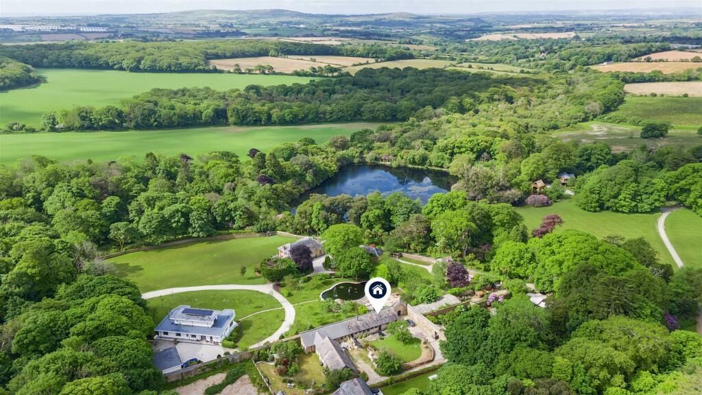 Property photo 1 of 28 4859340