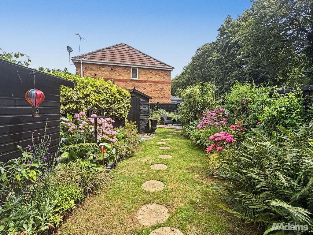 Property photo 2 of 18