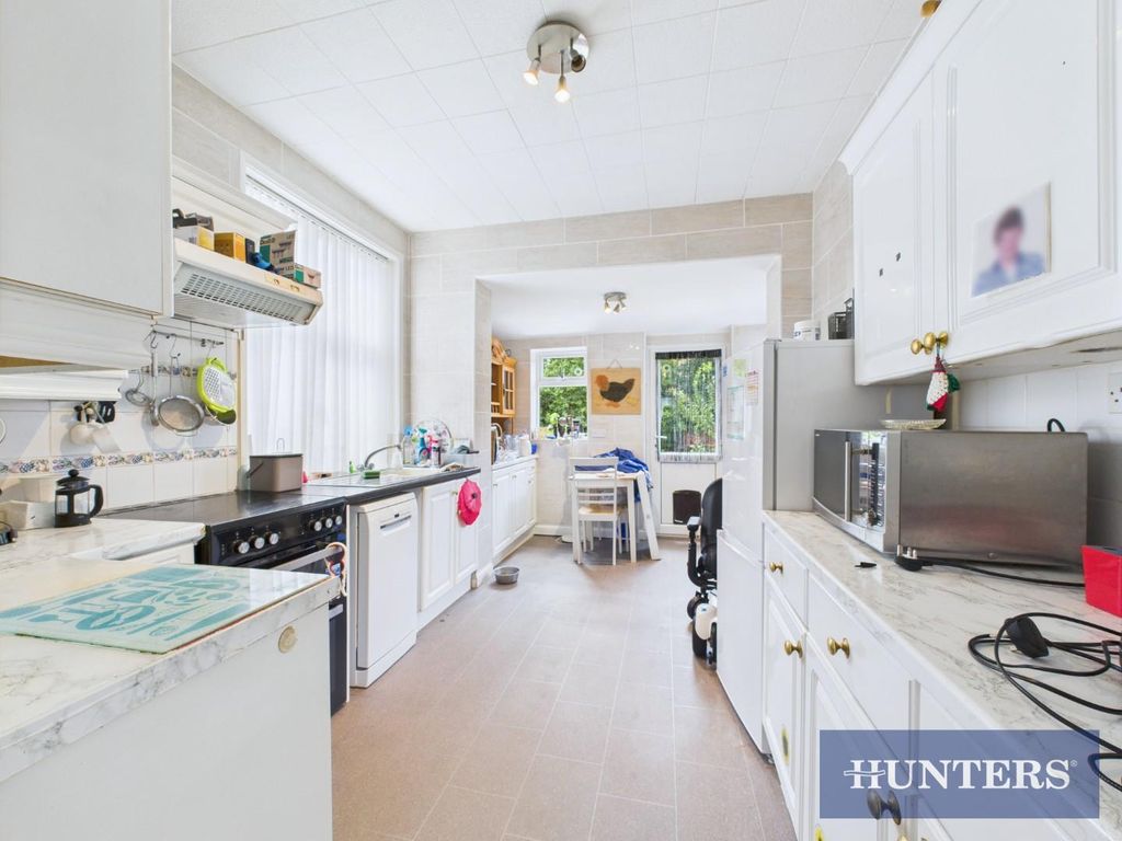 Property photo 3 of 13 Cam05333G0-Pr0166-Still007.Jpg